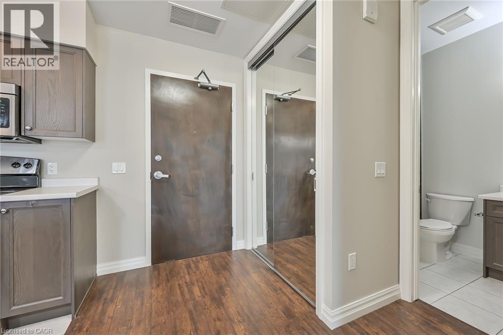 112 King Street E Unit# 703 Property Photo 8