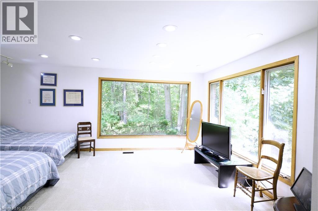 560 Crane Court Property Photo 19
