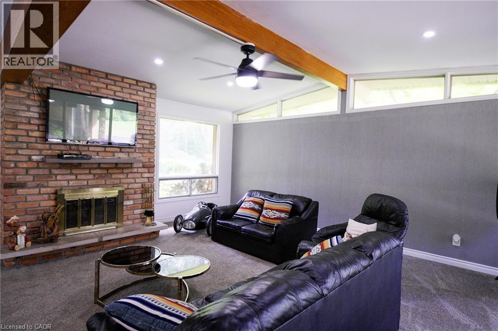 560 Crane Court Property Photo 26