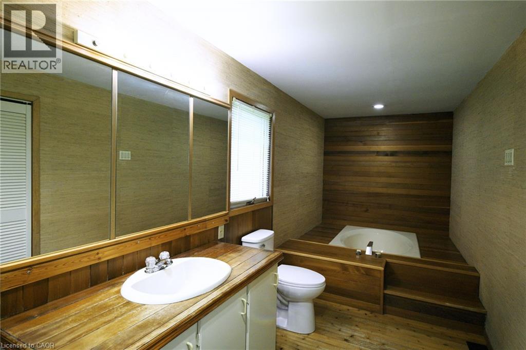 560 Crane Court Property Photo 33