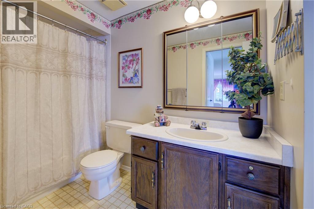 493 Beechwood Drive Unit# 4 Property Photo 26