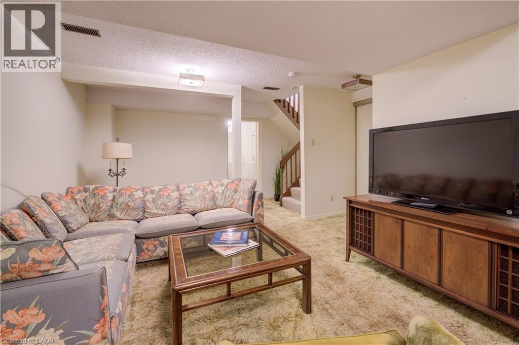 493 Beechwood Drive Unit# 4 Property Photo 30