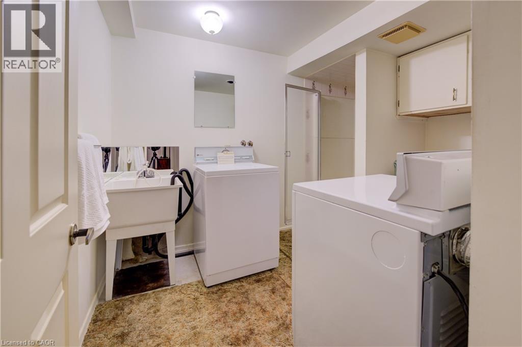 493 Beechwood Drive Unit# 4 Property Photo 32