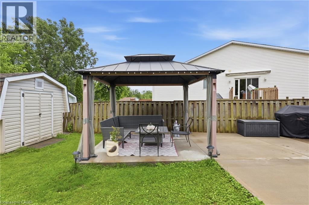5709 Deerbrook Street Property Photo 33