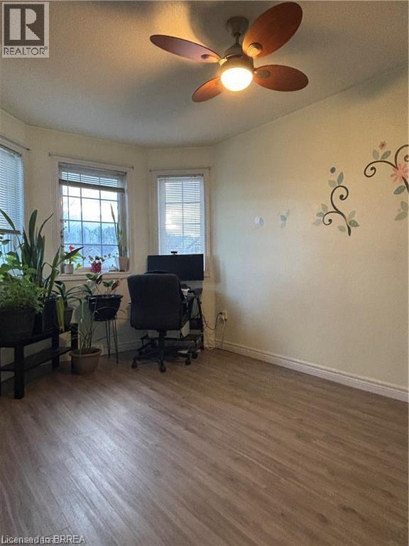 252 Berry Street Property Photo 13
