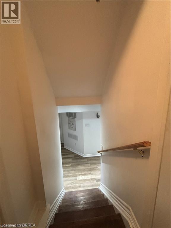 252 Berry Street Property Photo 15