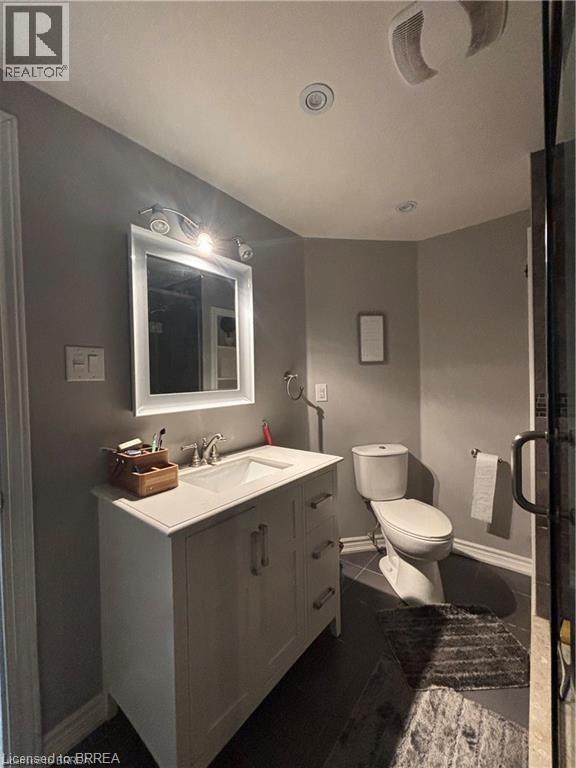 252 Berry Street Property Photo 16