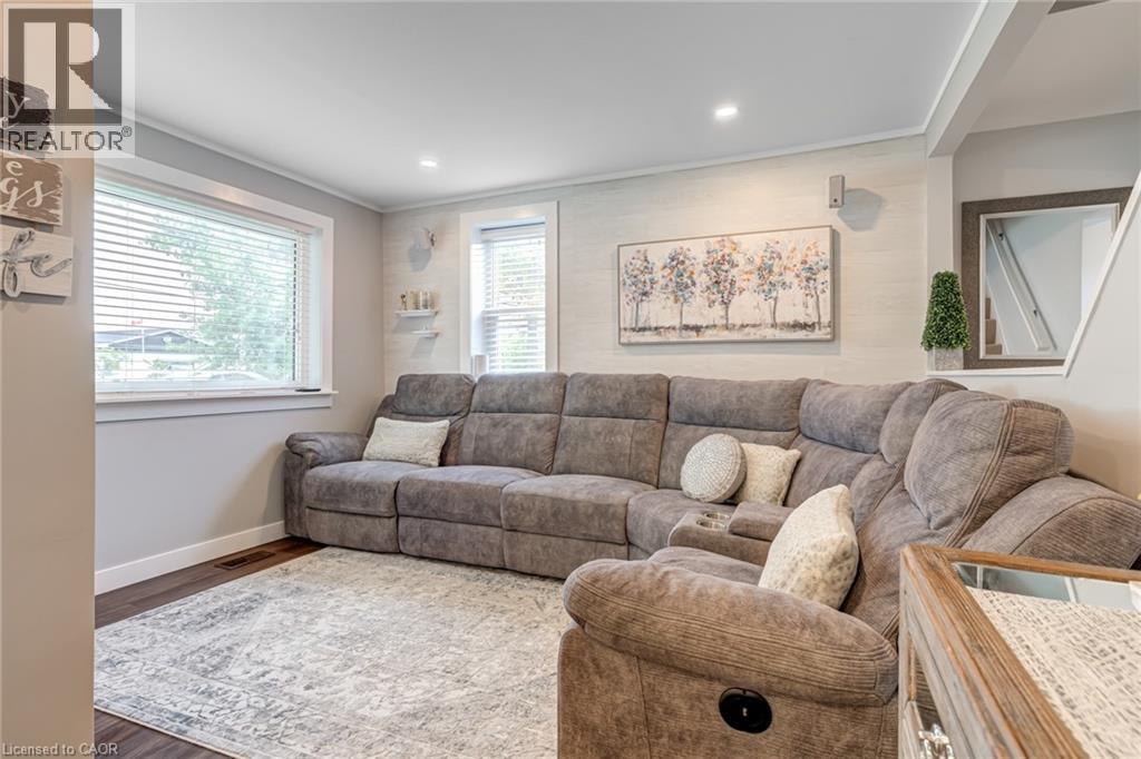 9056 Airport Road Property Photo 15