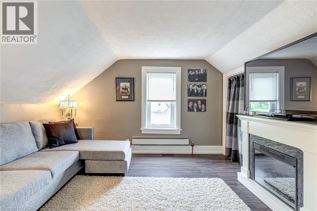 9056 Airport Road Property Photo 33