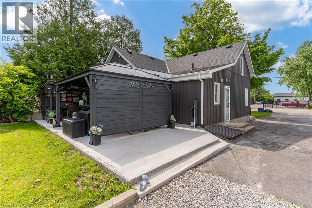 9056 Airport Road Property Photo 35