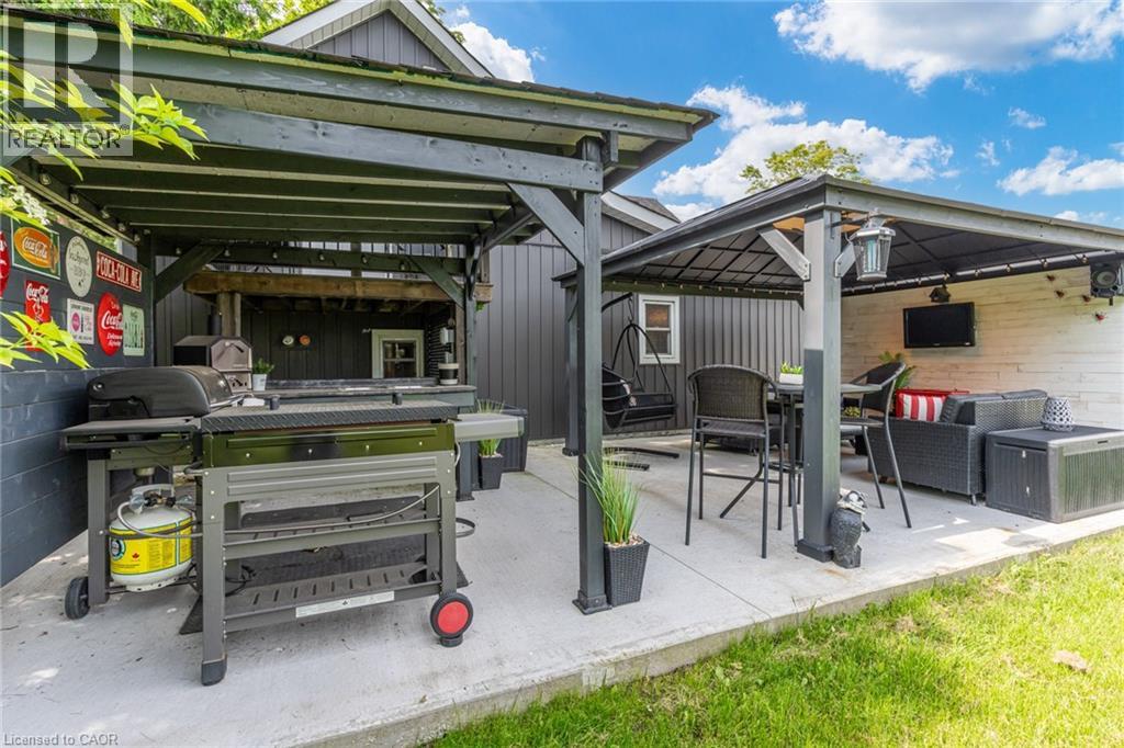 9056 Airport Road Property Photo 36