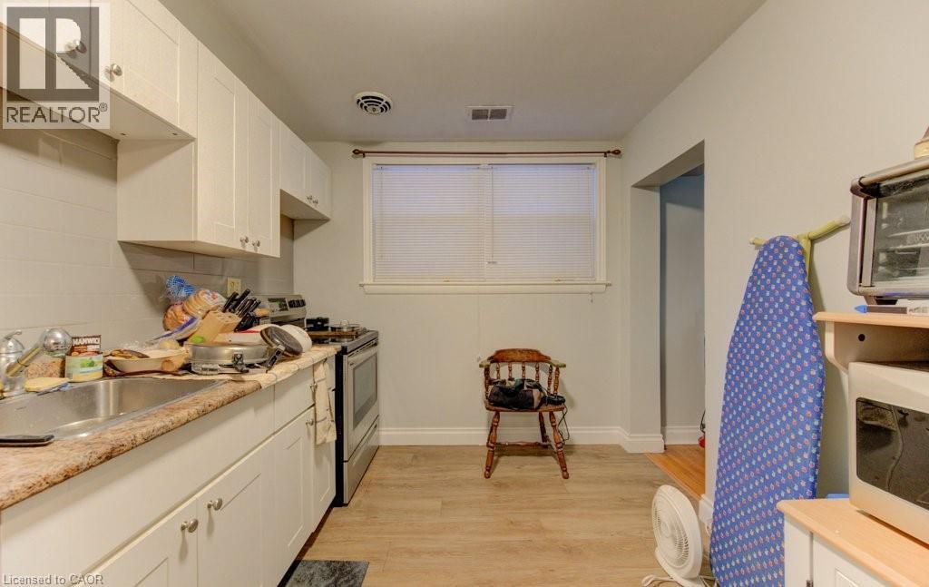 109 Eton Drive Property Photo 8