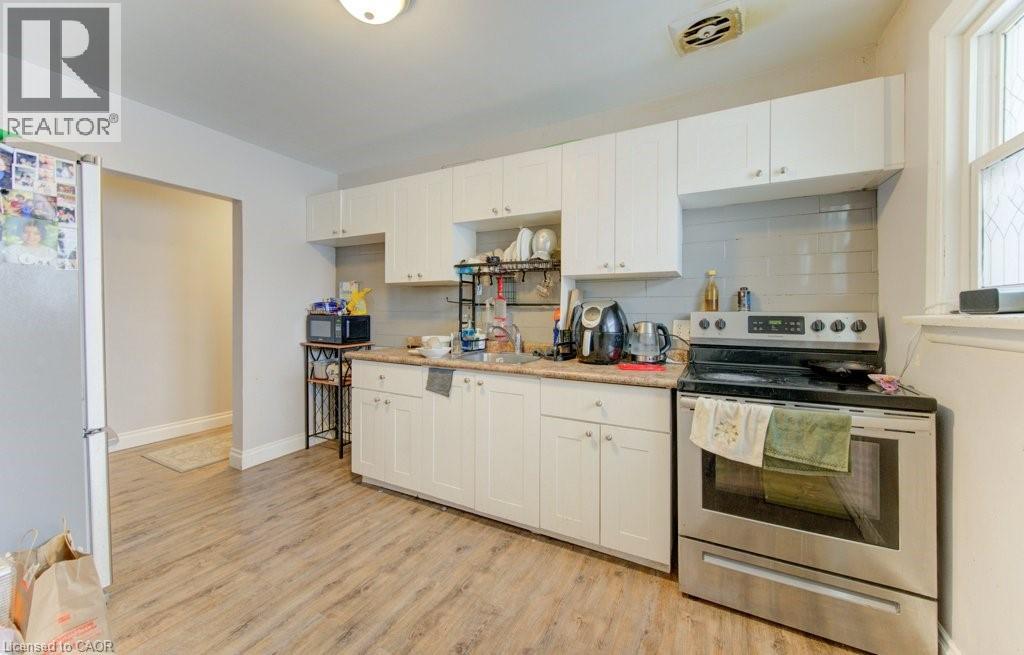 109 Eton Drive Property Photo 23