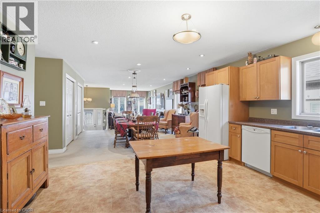 9 Pace Avenue Property Photo 8