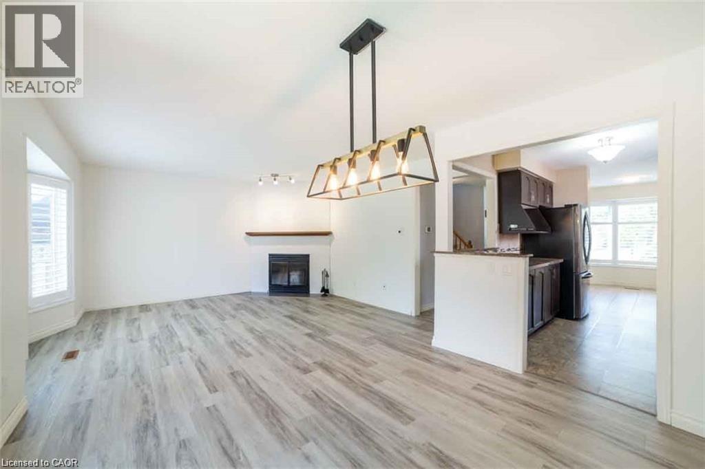 19 Beachgrove Crescent Property Photo 9