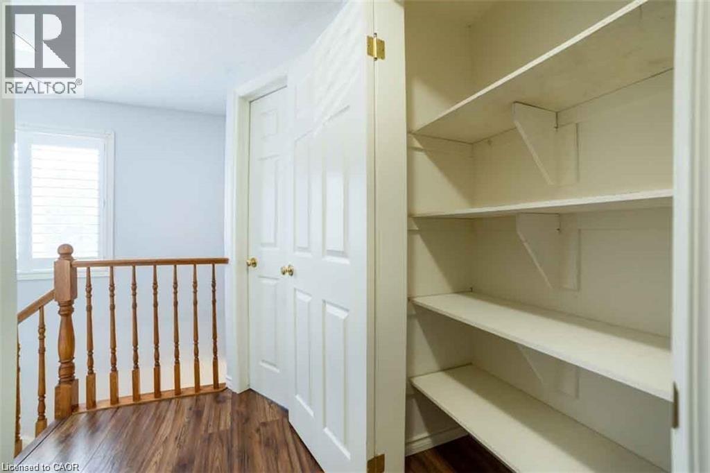 19 Beachgrove Crescent Property Photo 17