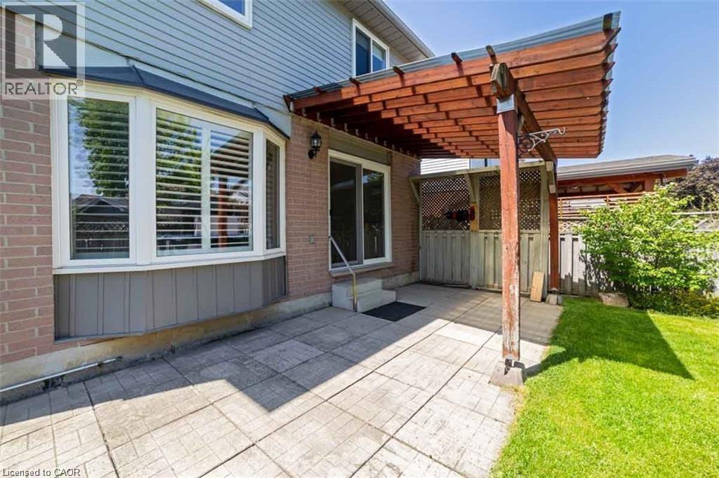 19 Beachgrove Crescent Property Photo 32