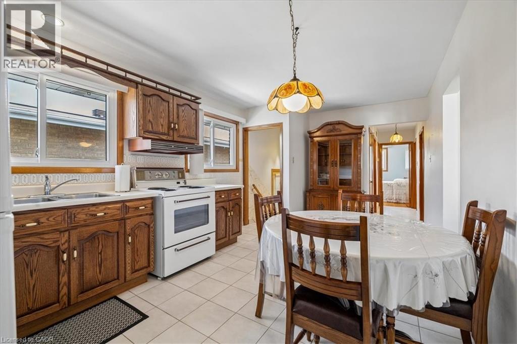 11 Duff Street Property Photo 11