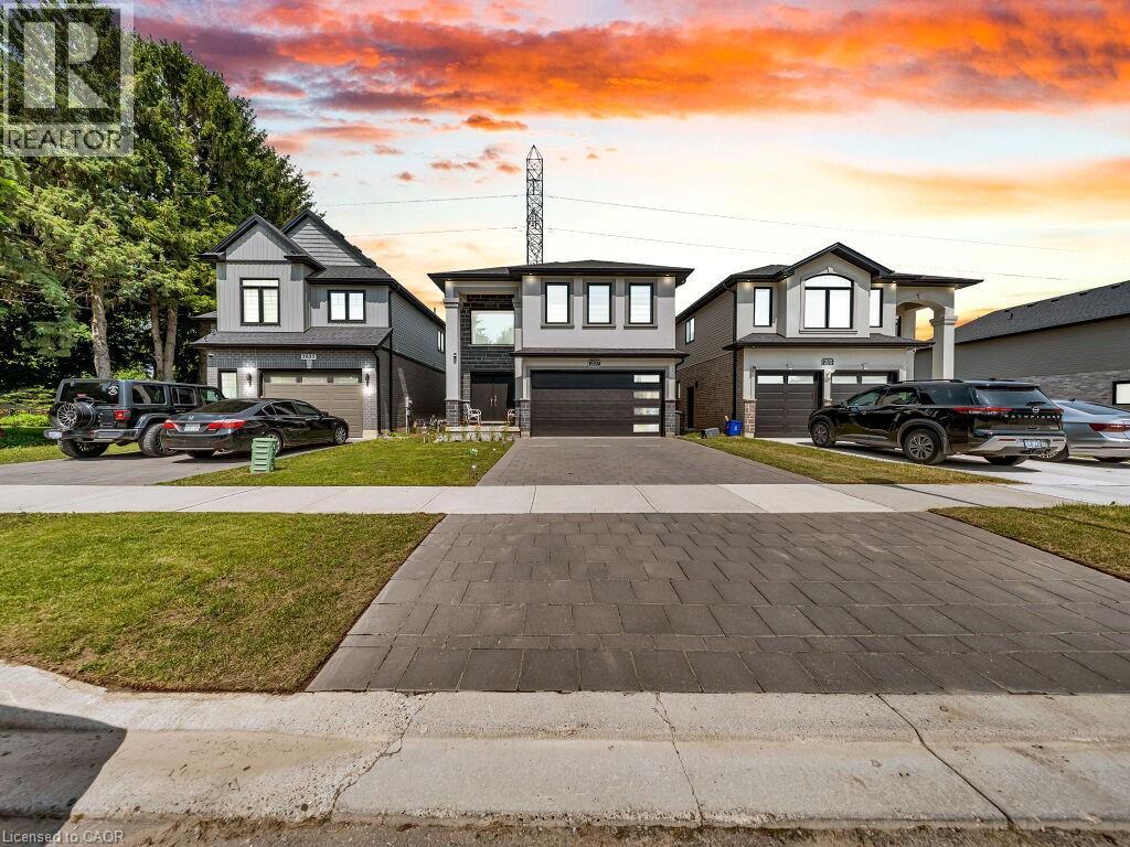 2637 BOBOLINK Lane