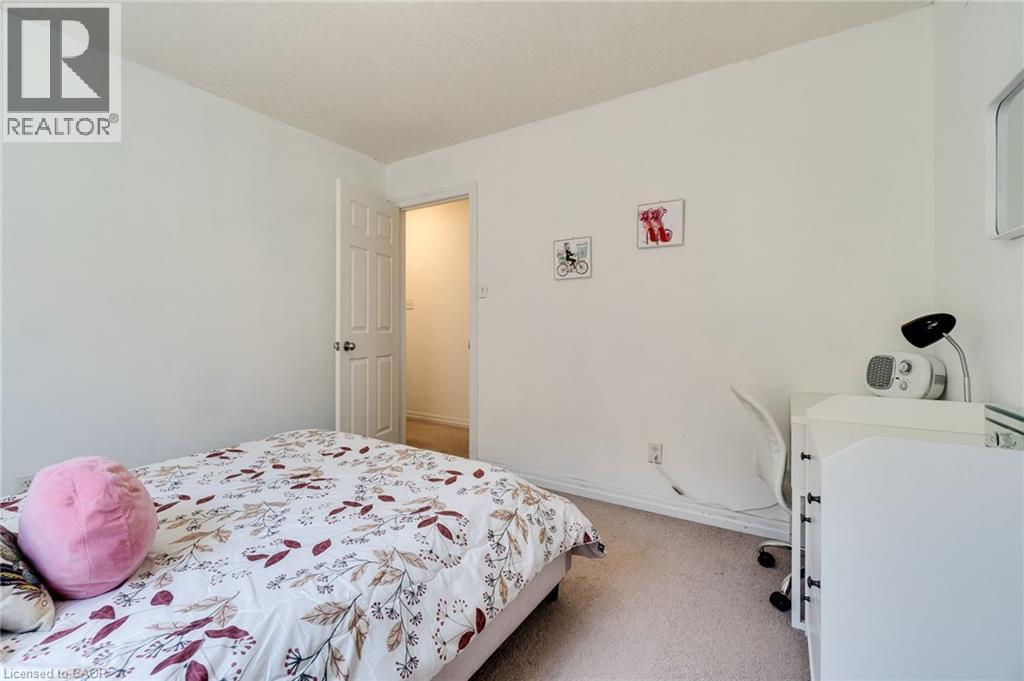 928 Dunblane Court Property Photo 32