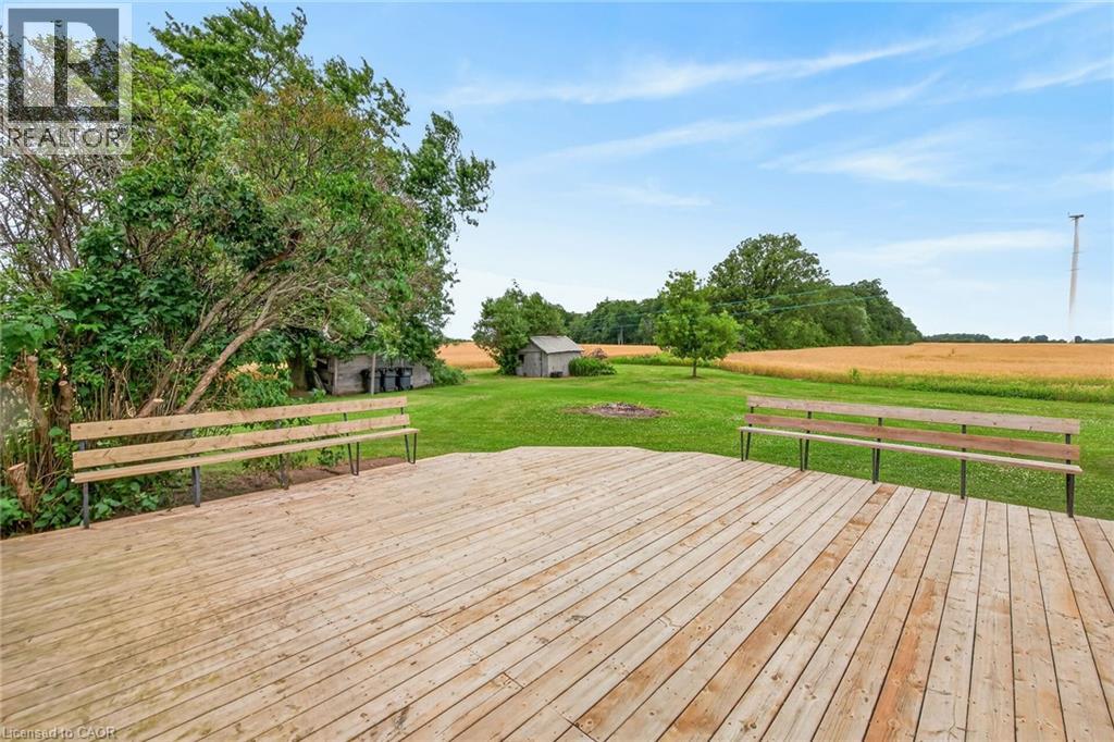 1057 Concession 4 Road Property Photo 3