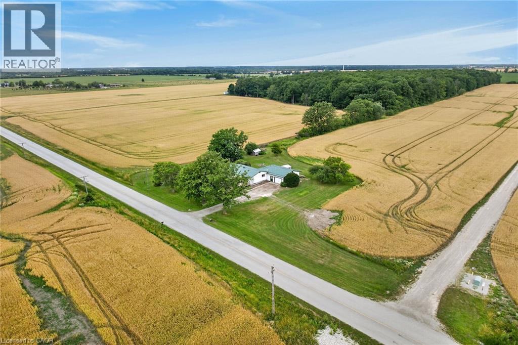 1057 Concession 4 Road Property Photo 4