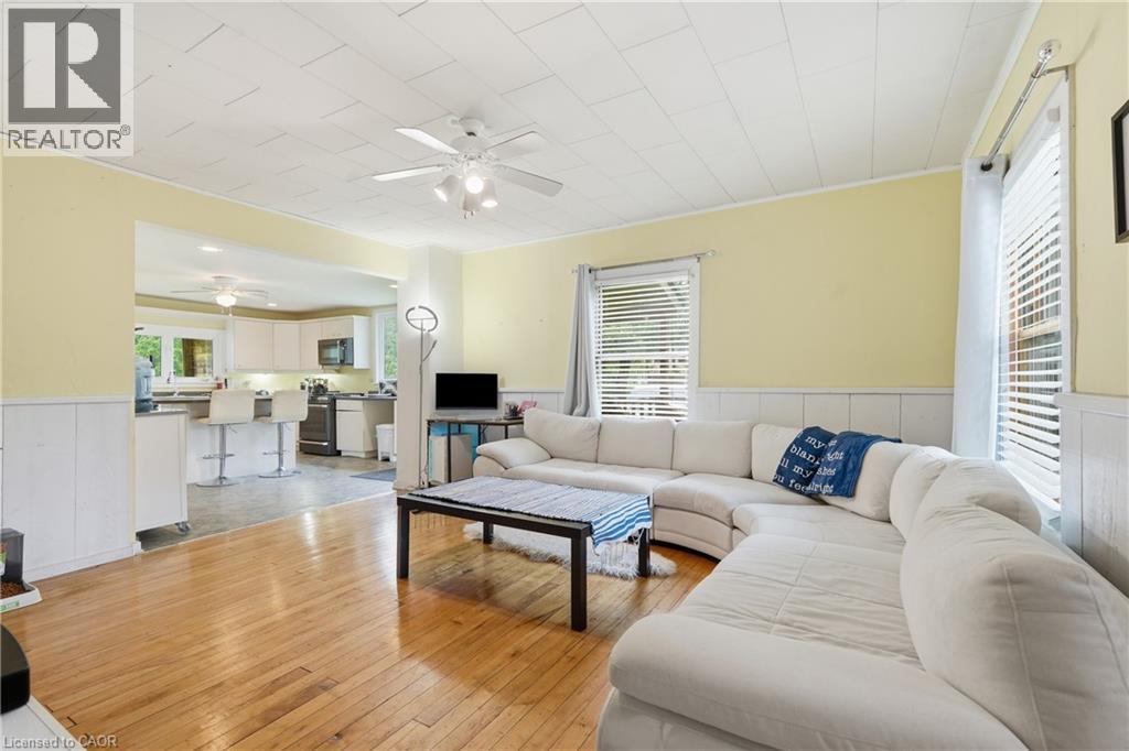 633 Point Abino Road S Property Photo 4