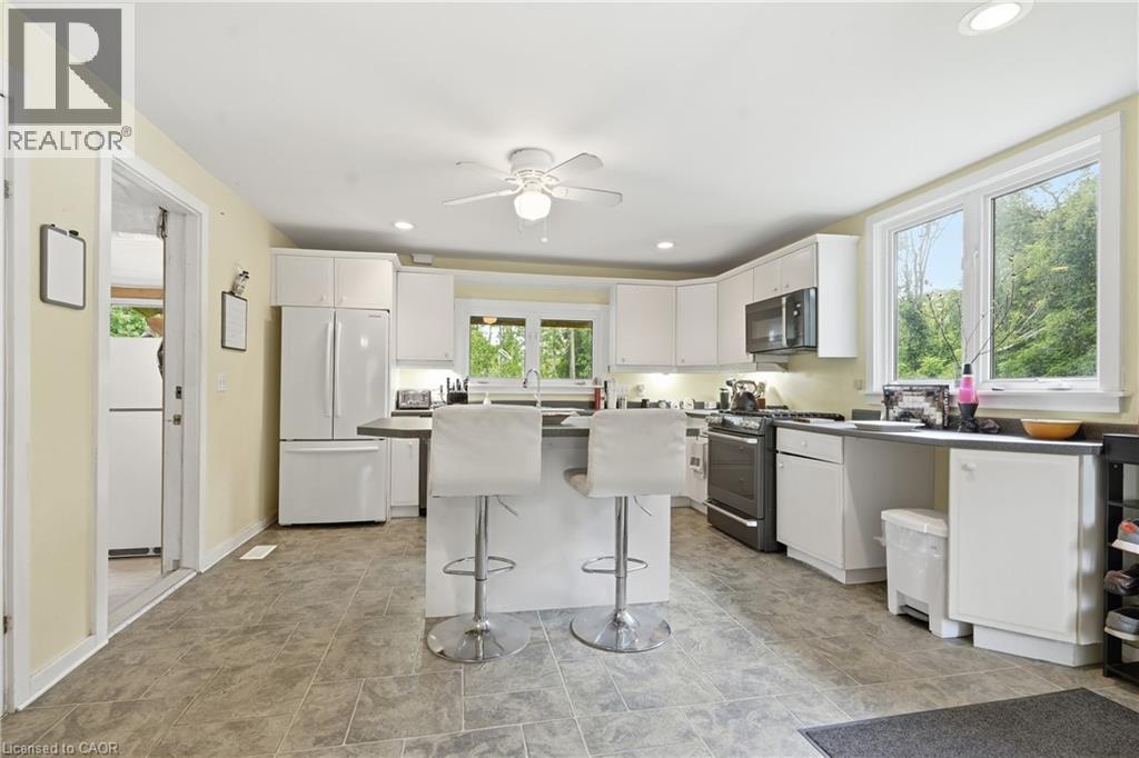 633 Point Abino Road S Property Photo 6