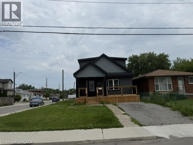 1239 DUNSMURE Road