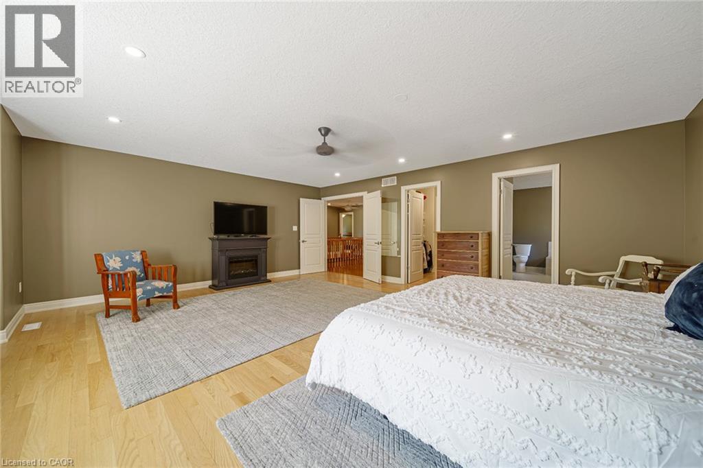 112 Dirksen Court Property Photo 23