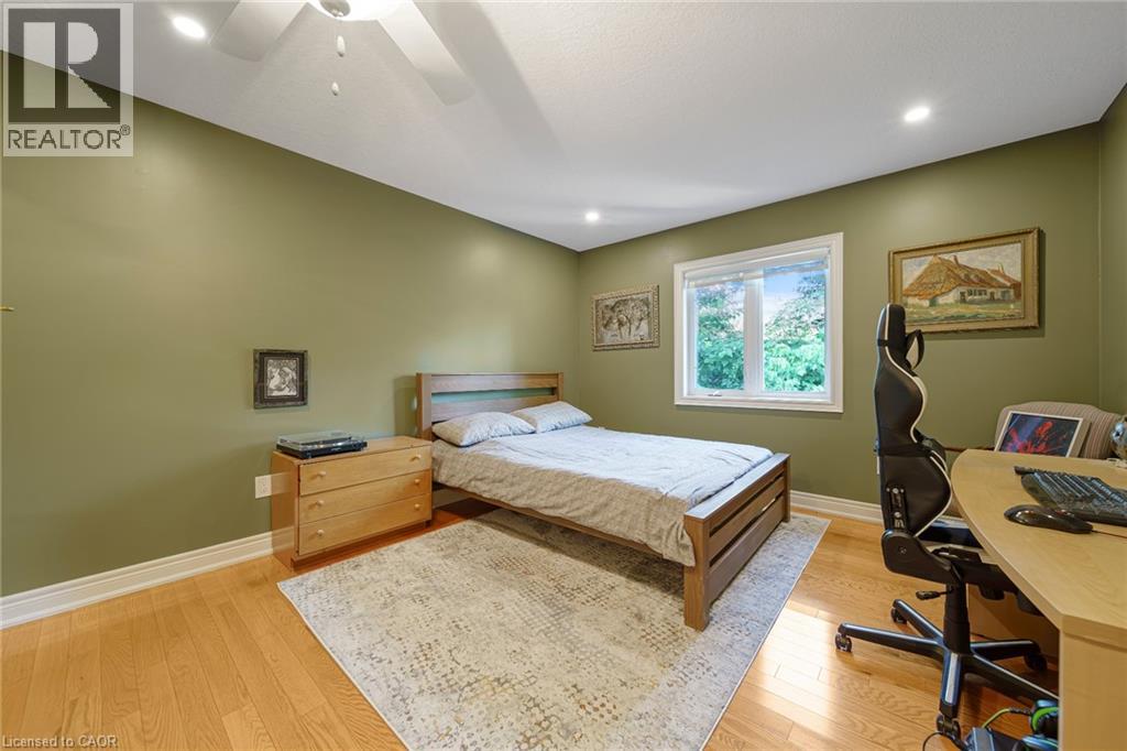 112 Dirksen Court Property Photo 27