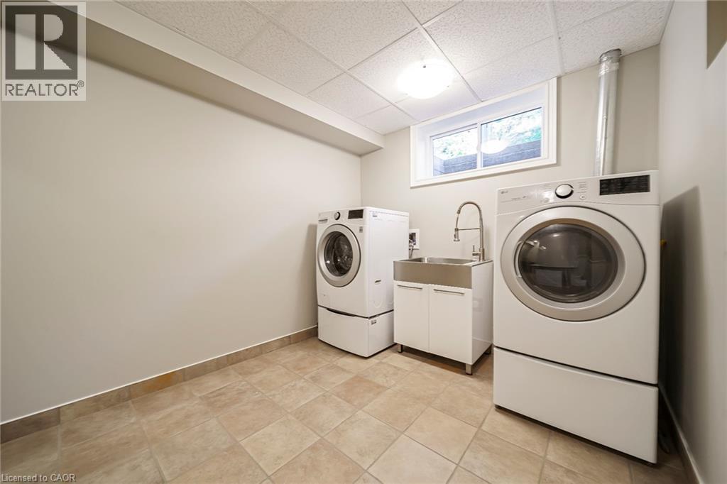 112 Dirksen Court Property Photo 37