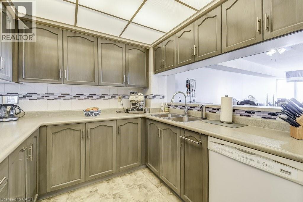 495 Highway No. 8 Unit# 510 Property Photo 4