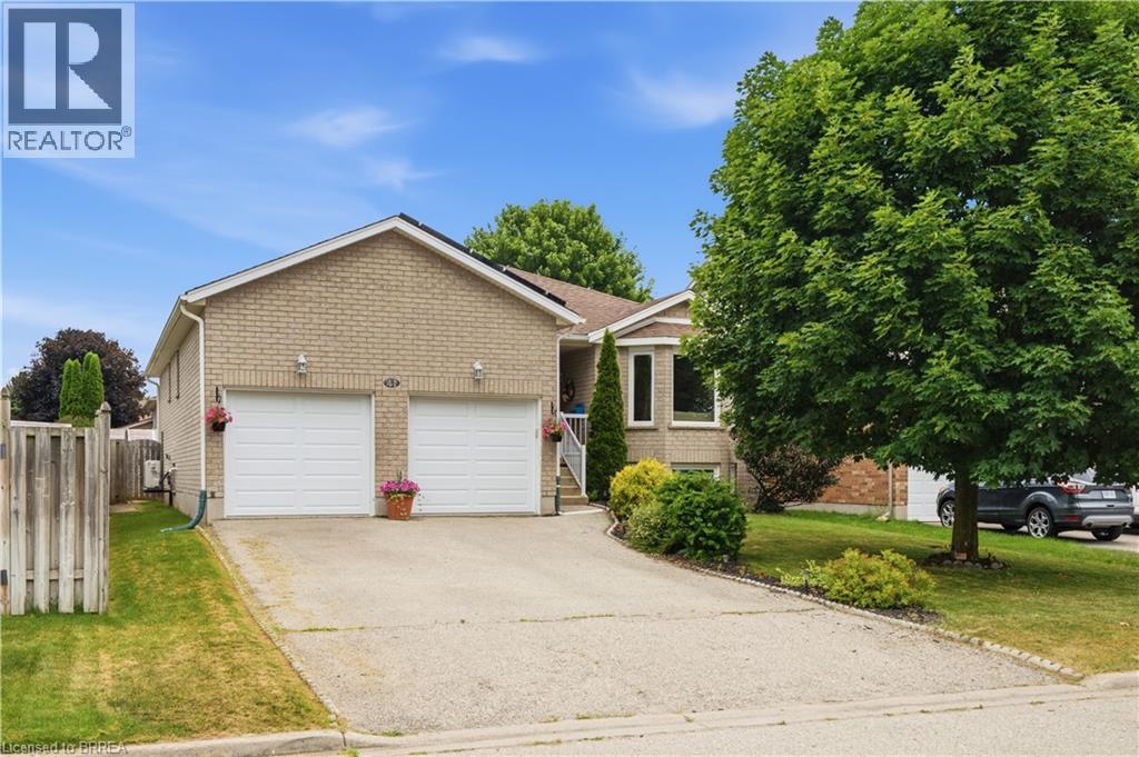 41 Griffiths Drive Property Photo 1