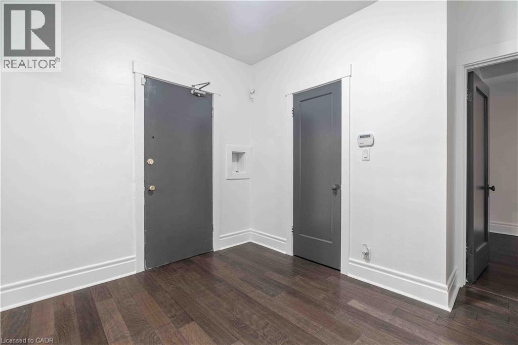 285 King Street W Unit# 4 Property Photo 10