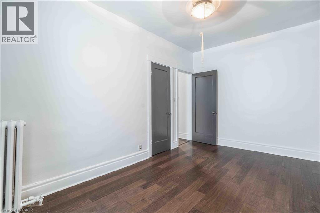 285 King Street W Unit# 4 Property Photo 24
