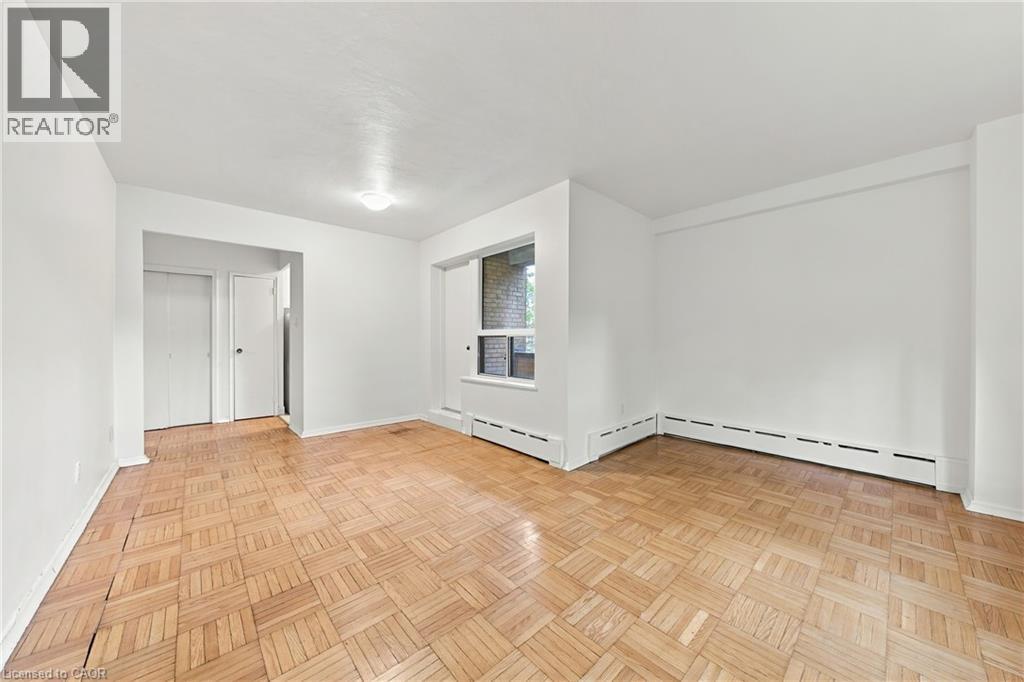 325a James Street S Unit# 106 Property Photo 6