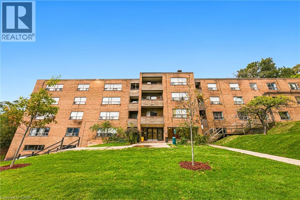 325a James Street S Unit# 106 Property Photo 11