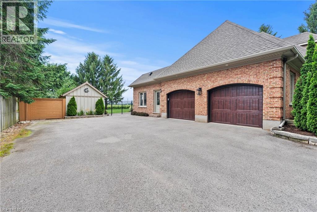 14690 Niagara Parkway Property Photo 9