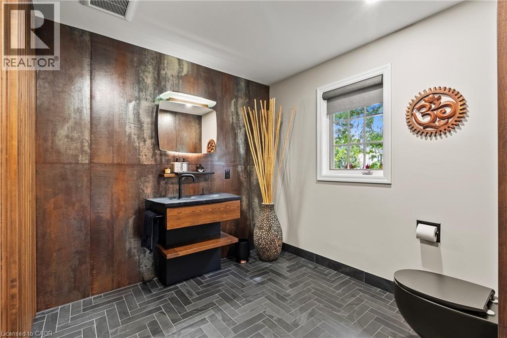 14690 Niagara Parkway Property Photo 13