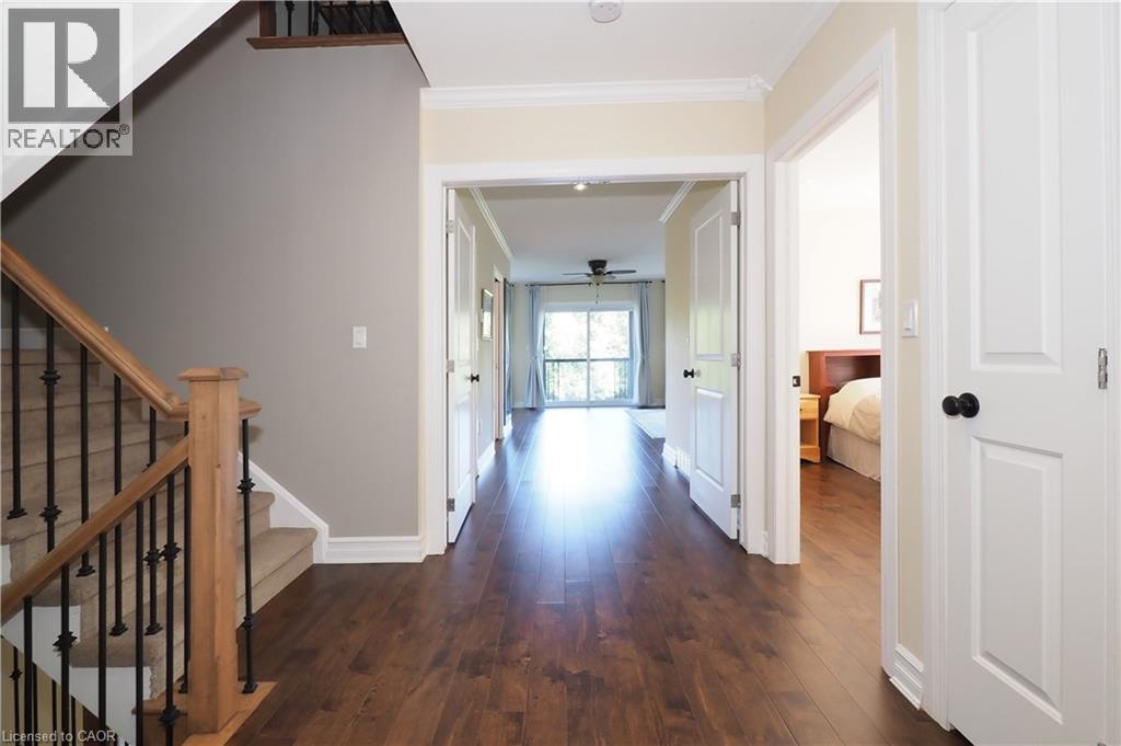 530 St Andrew Street E Property Photo 21