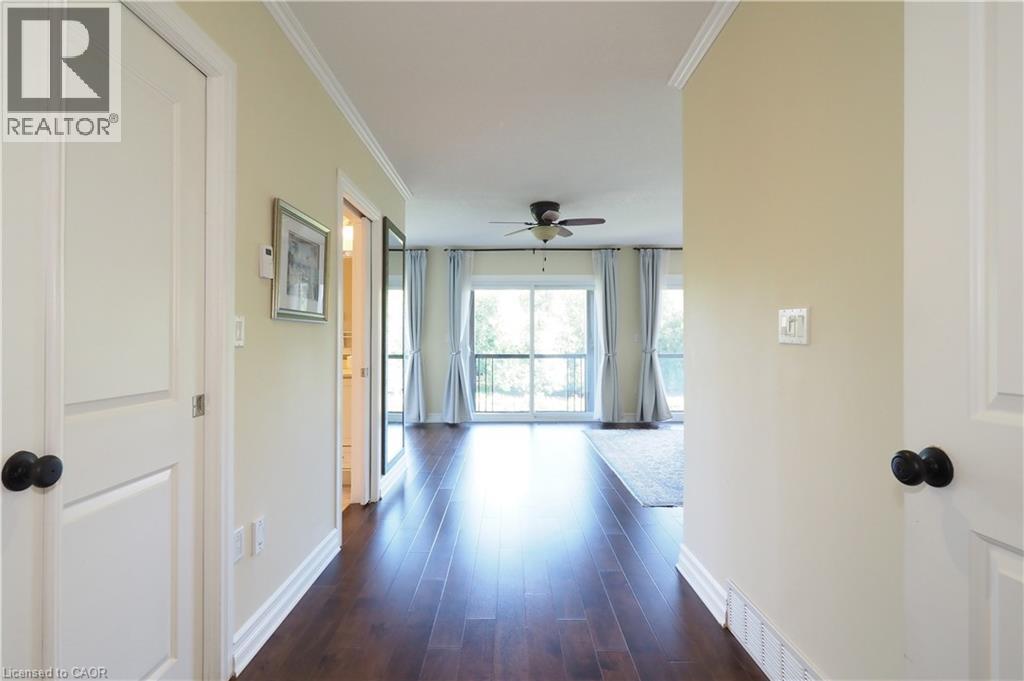530 St Andrew Street E Property Photo 22