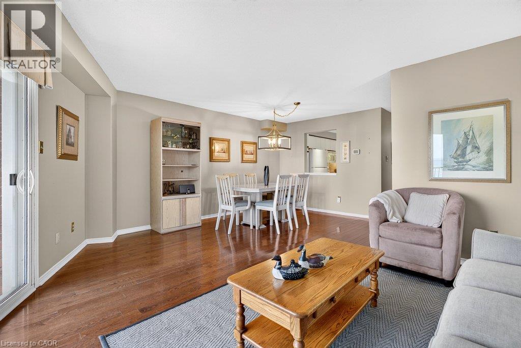 2136 Old Lakeshore Road Unit# 8 Property Photo 8