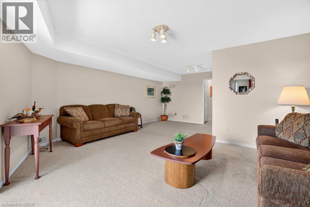 2136 Old Lakeshore Road Unit# 8 Property Photo 29