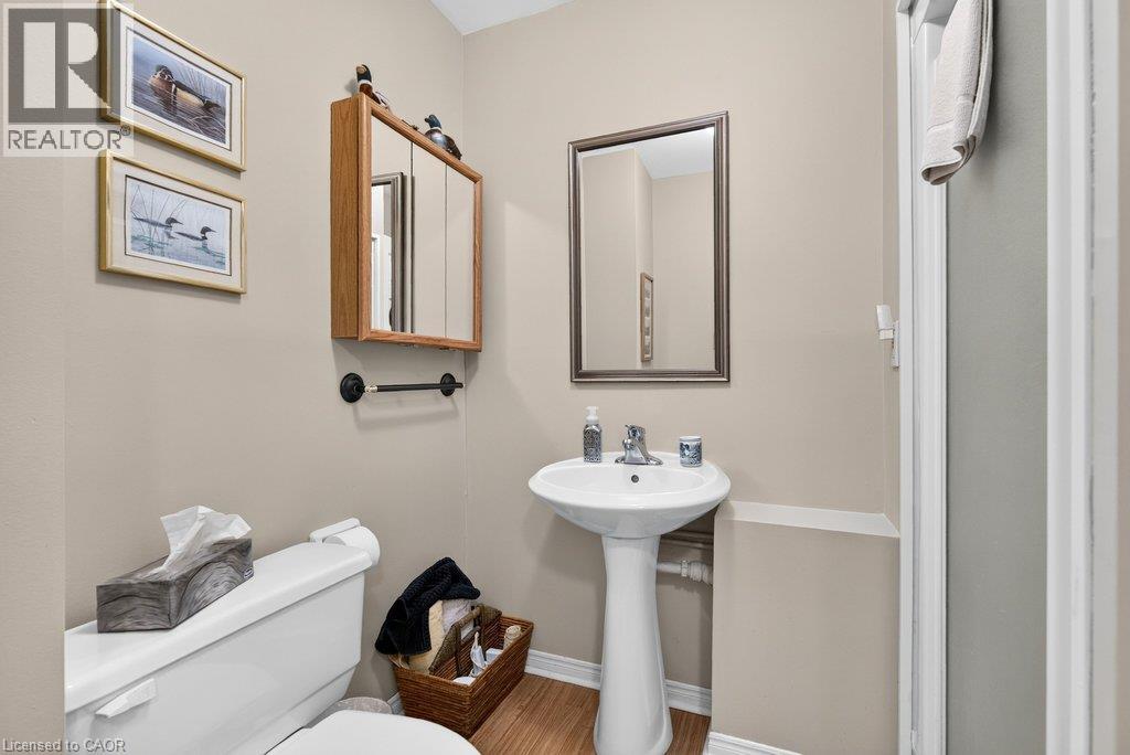 2136 Old Lakeshore Road Unit# 8 Property Photo 30