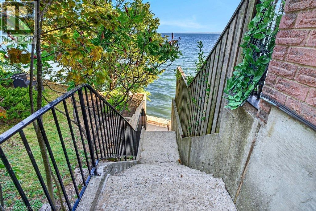 2136 Old Lakeshore Road Unit# 8 Property Photo 35