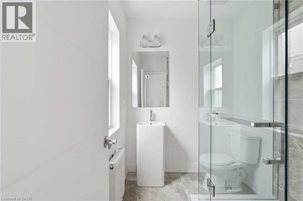 4876 Simcoe Street Unit# 3 Property Photo 15