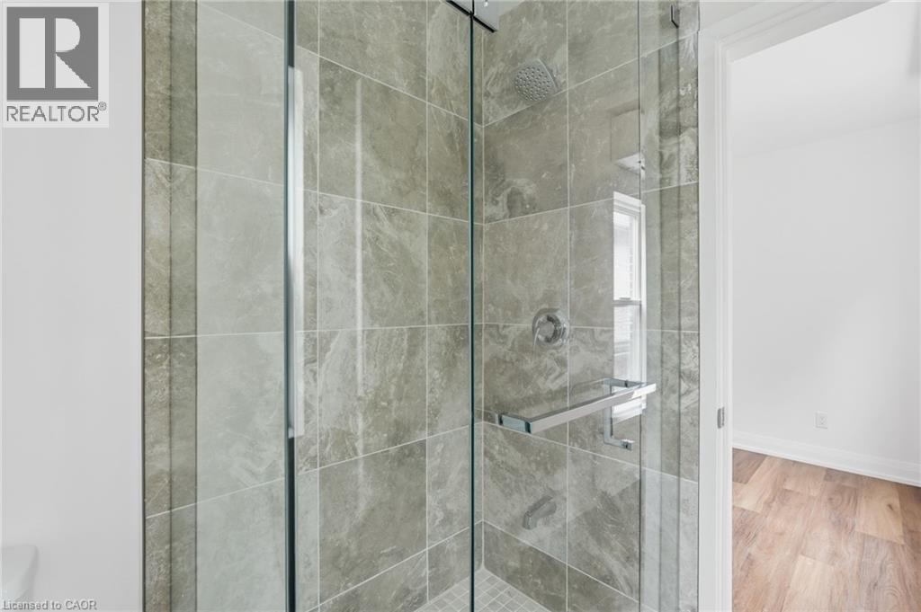 4876 Simcoe Street Unit# 3 Property Photo 16