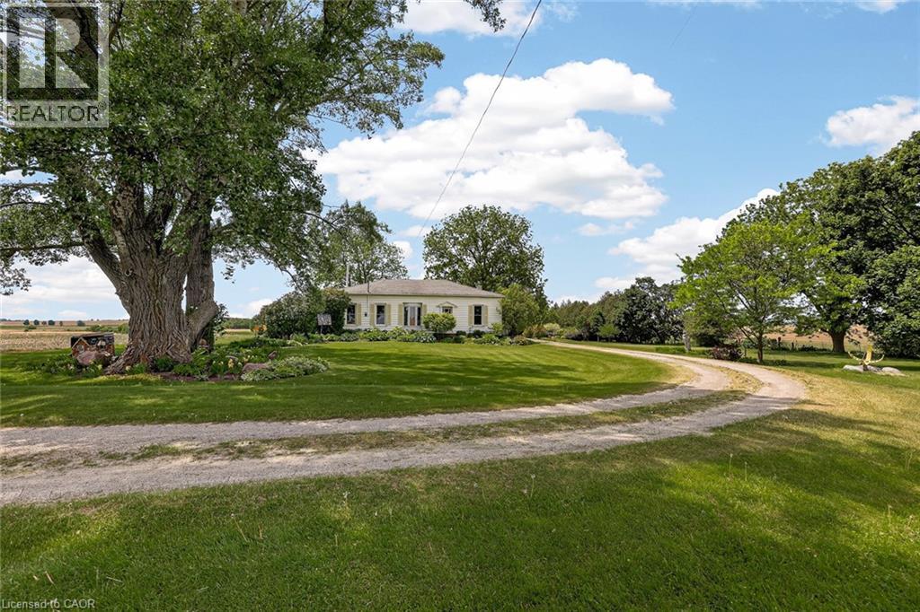 776443 Blandford Road Property Photo 7