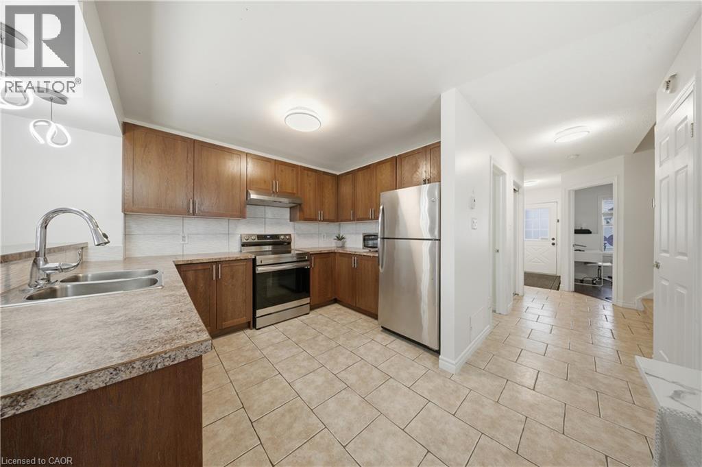 35 Thames Way Property Photo 10